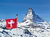 Matterhorn und Schweizer Flagge;