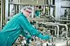 Produktion im Reinraum bei Boehringer Ingelheim