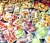 mit Folie verpacktes Obst