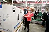 Von der Leyen in Impfstoff-Produktion